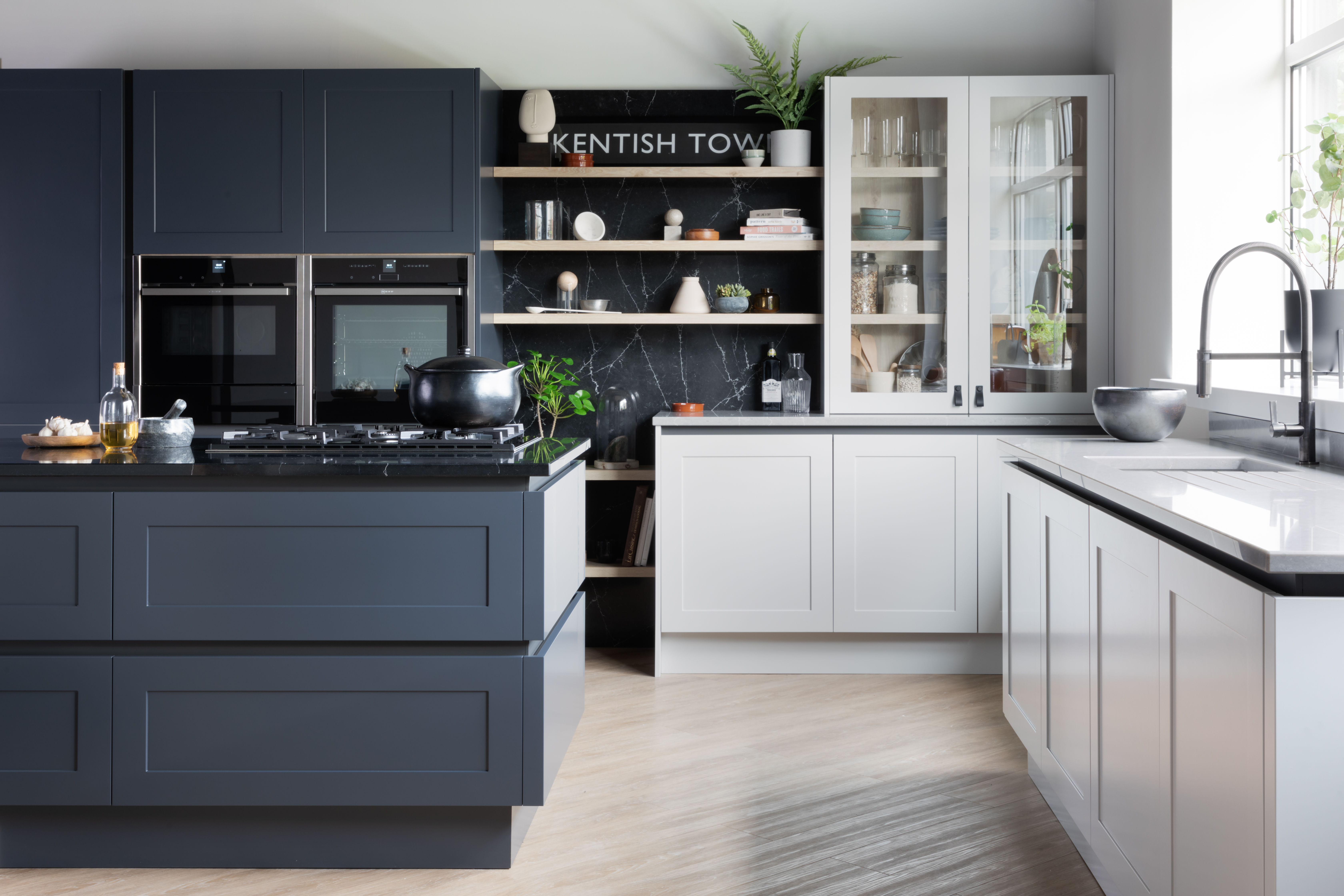 Hunton Handleless 2